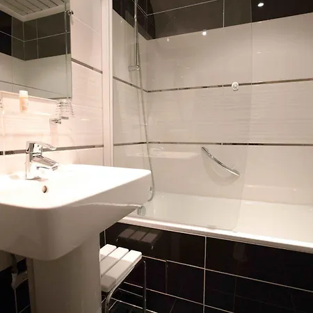 Korner Sorbonne Hotell 3*