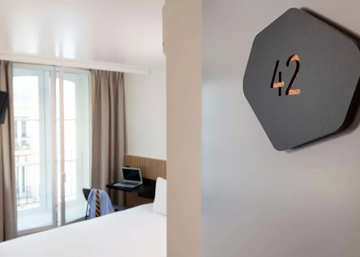 Korner Sorbonne Ξενοδοχείο 3*